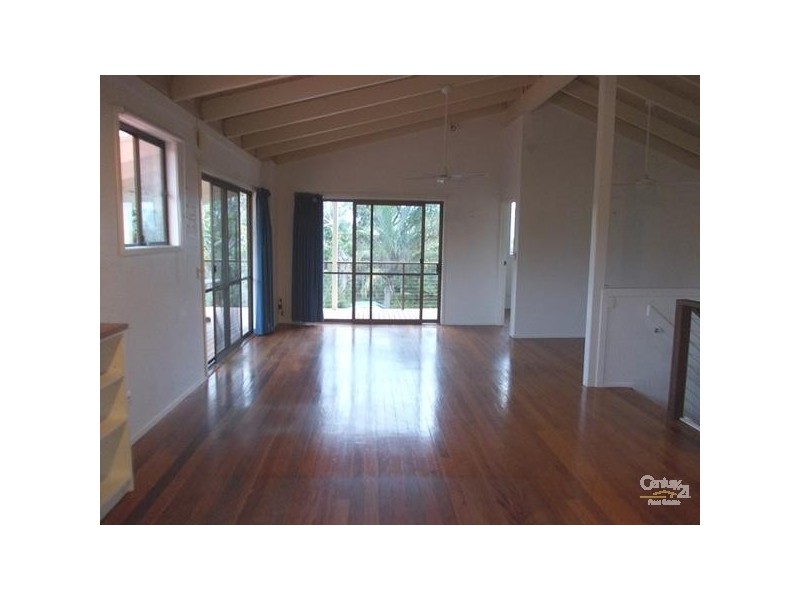 6 Ross Crescent, Sunshine Beach QLD 4567