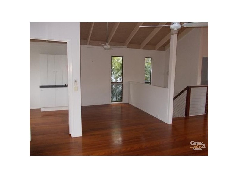 6 Ross Crescent, Sunshine Beach QLD 4567