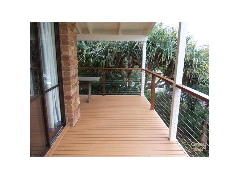 6 Ross Crescent, Sunshine Beach QLD 4567