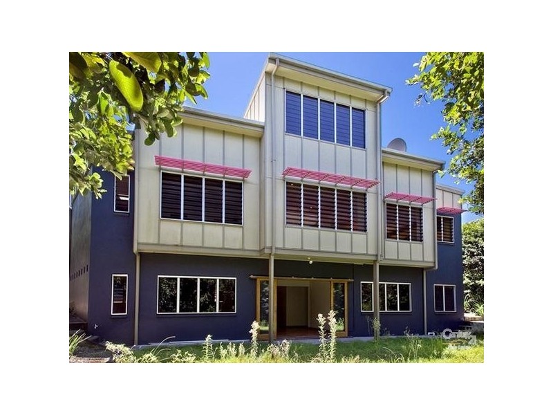 31 Whale Drive, Sunshine Beach QLD 4567