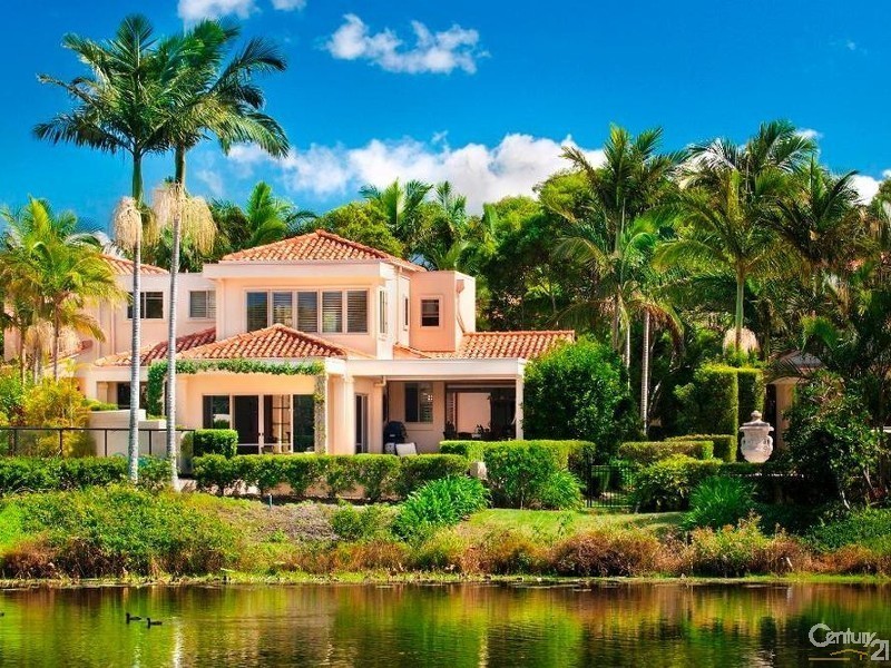 216 The Point, 61 Noosa Springs Drive, Noosa Heads QLD 4567