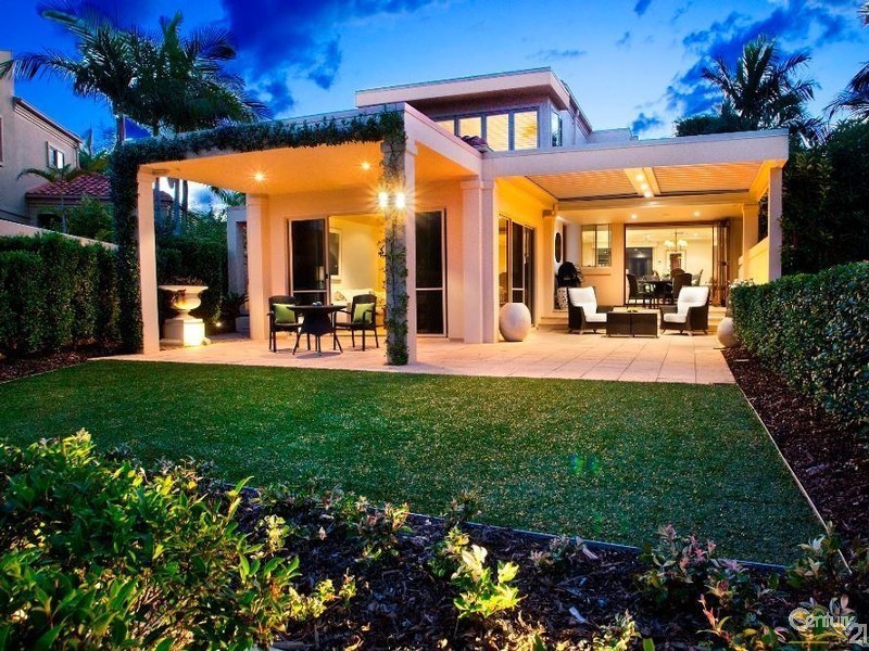 216 The Point, 61 Noosa Springs Drive, Noosa Heads QLD 4567