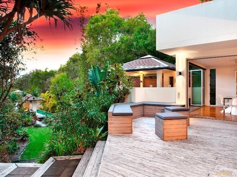 28 Dolphin Bay Drive, Sunshine Beach QLD 4567