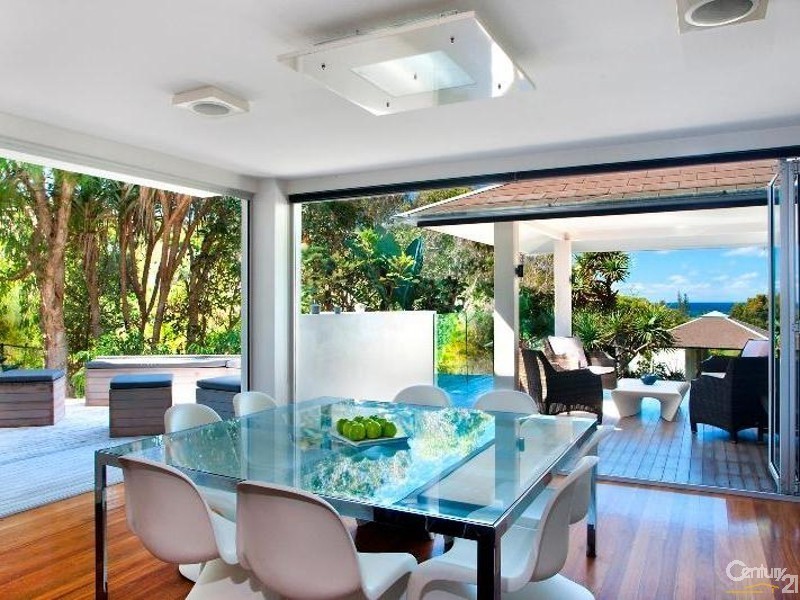 28 Dolphin Bay Drive, Sunshine Beach QLD 4567