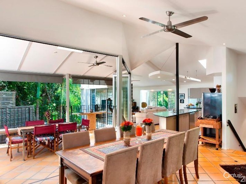 7 Duke Street, Sunshine Beach QLD 4567