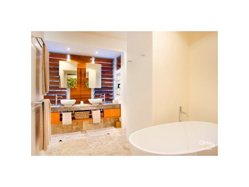 16 Belmore Terrace, Sunshine Beach QLD 4567