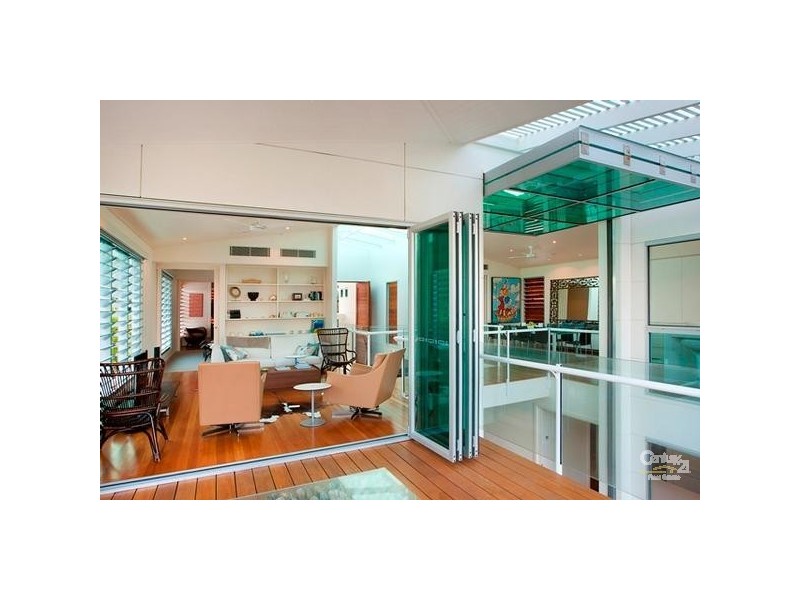 16 Belmore Terrace, Sunshine Beach QLD 4567