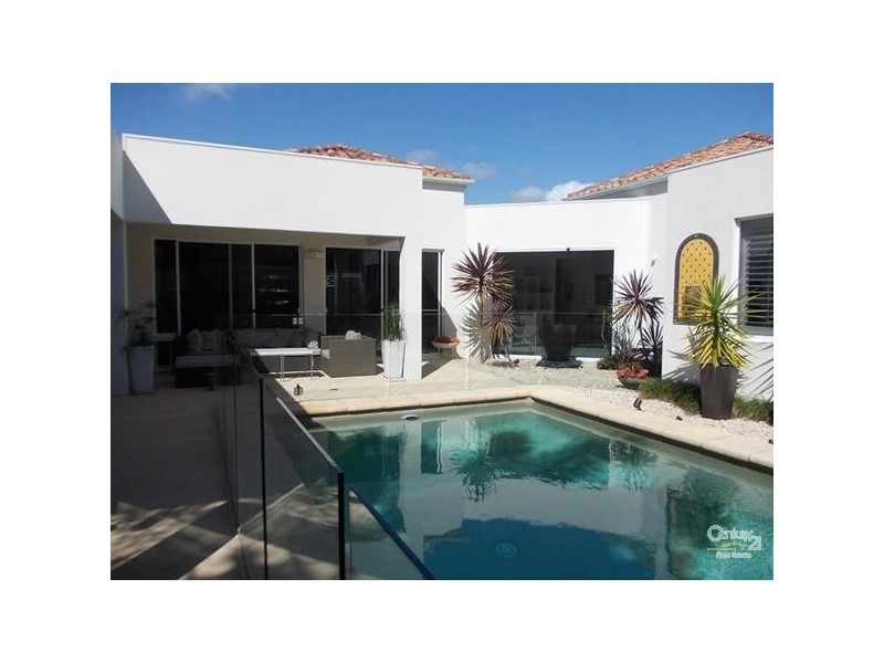 152 Shorehaven Drive, Noosaville QLD 4566