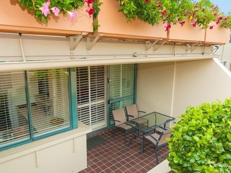 6 Hastings Street, Noosa Heads QLD 4567