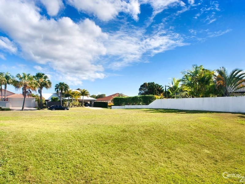 22 Seahorse Place, Noosaville QLD 4566
