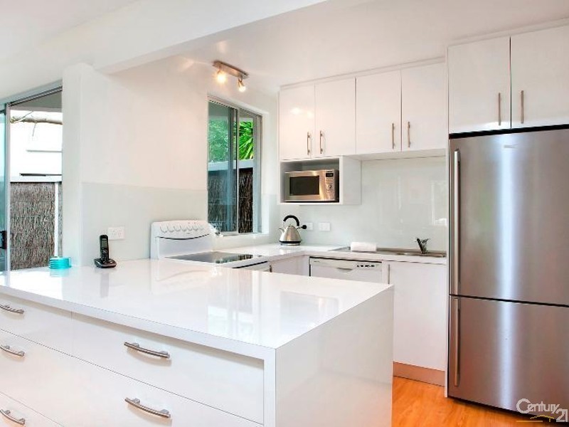 1/4 Park Crescent, Sunshine Beach QLD 4567