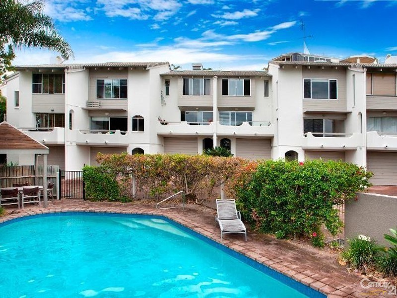 1/4 Park Crescent, Sunshine Beach QLD 4567