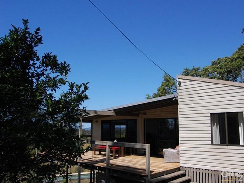 54 Simpsons Road, Cootharaba QLD 4565