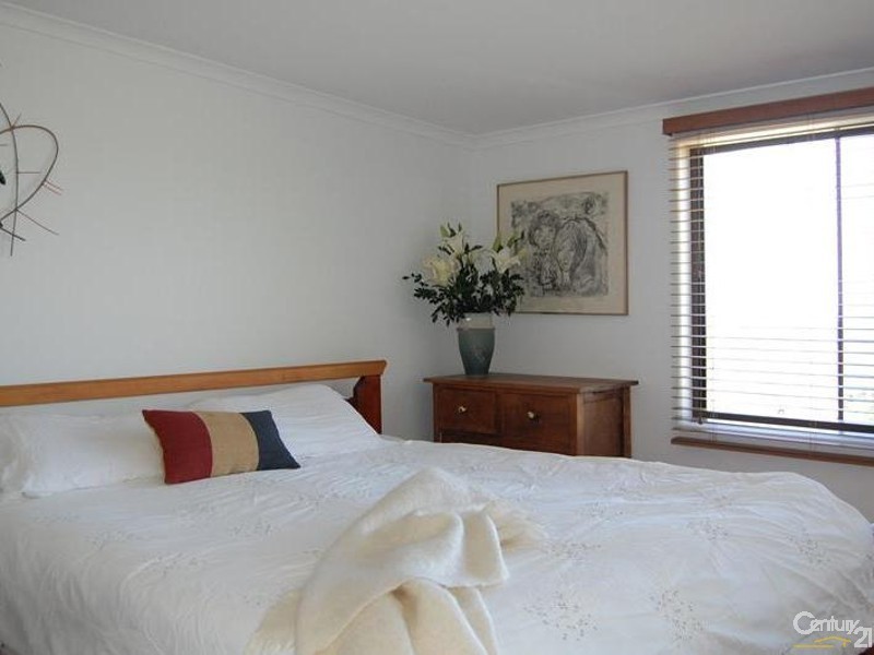 54 Simpsons Road, Cootharaba QLD 4565