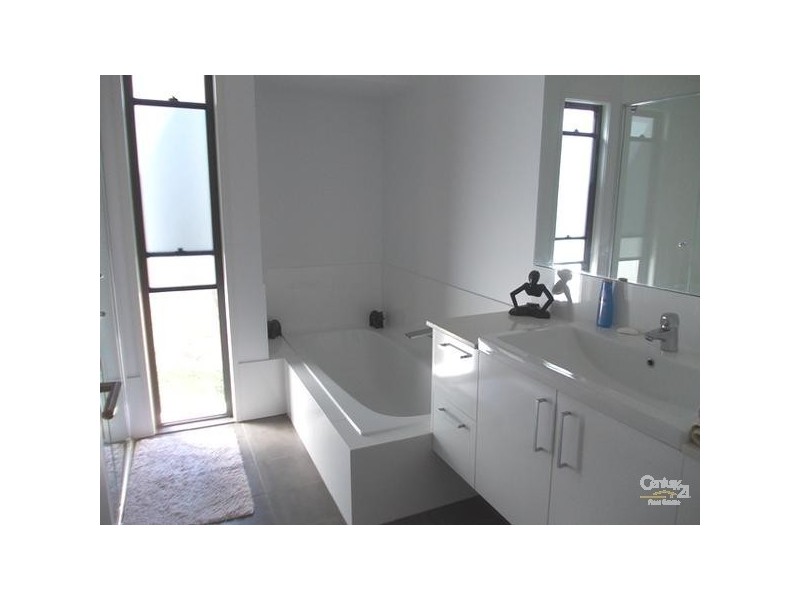 24 Stevens Street, Sunshine Beach QLD 4567