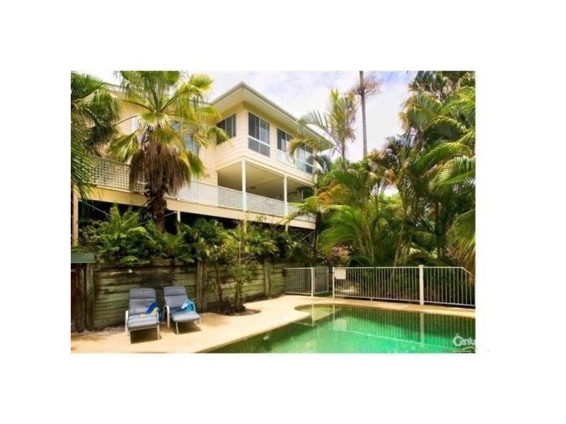 18 Warana Street, Noosa Heads QLD 4567