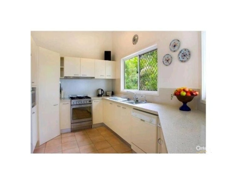 18 Warana Street, Noosa Heads QLD 4567