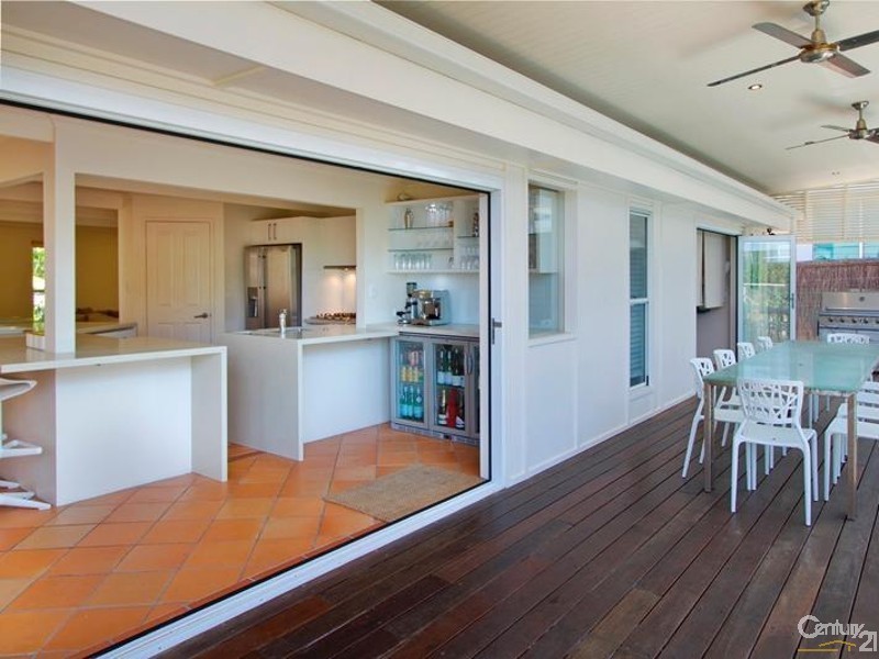 14 Belmore Terrace, Sunshine Beach QLD 4567
