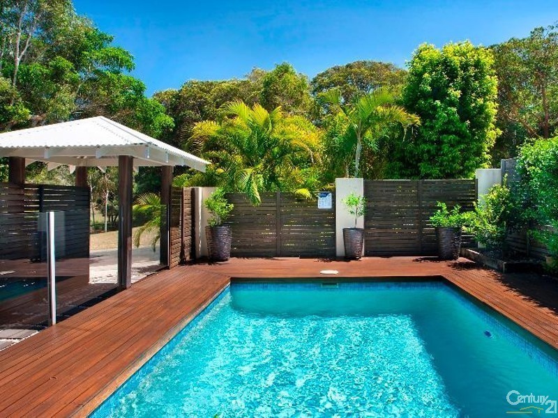 6 Ferris Street, Sunshine Beach QLD 4567