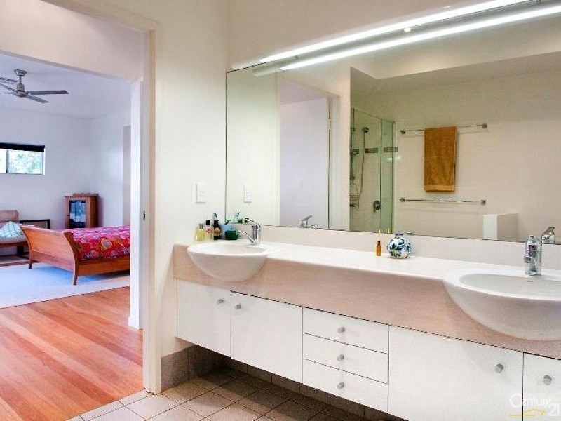 6 Ferris Street, Sunshine Beach QLD 4567