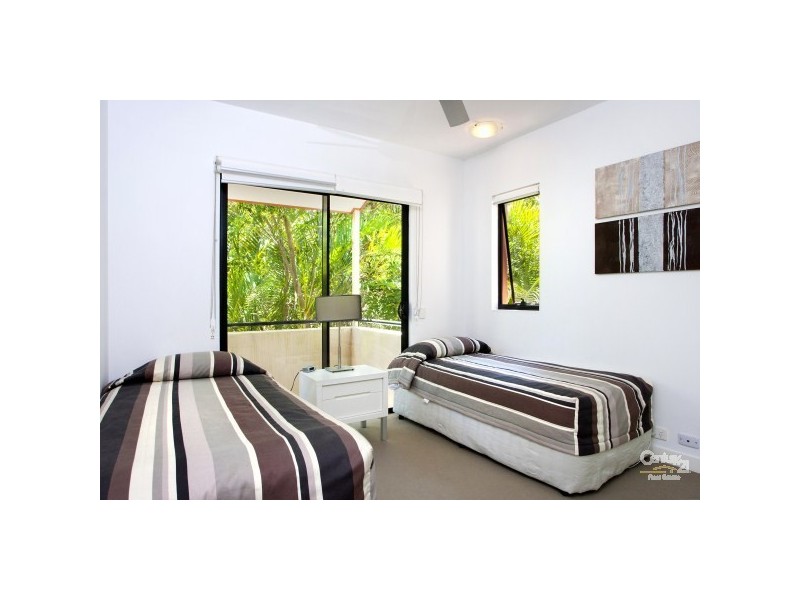 3/20  Hilltop Villas Henderson Street, Sunshine Beach QLD 4567