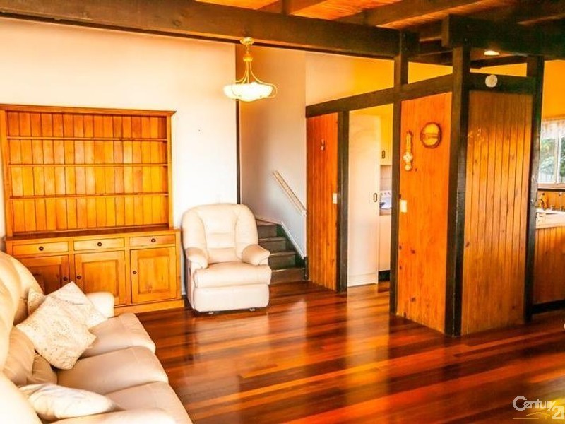 33 Seaview Terrace, Sunshine Beach QLD 4567