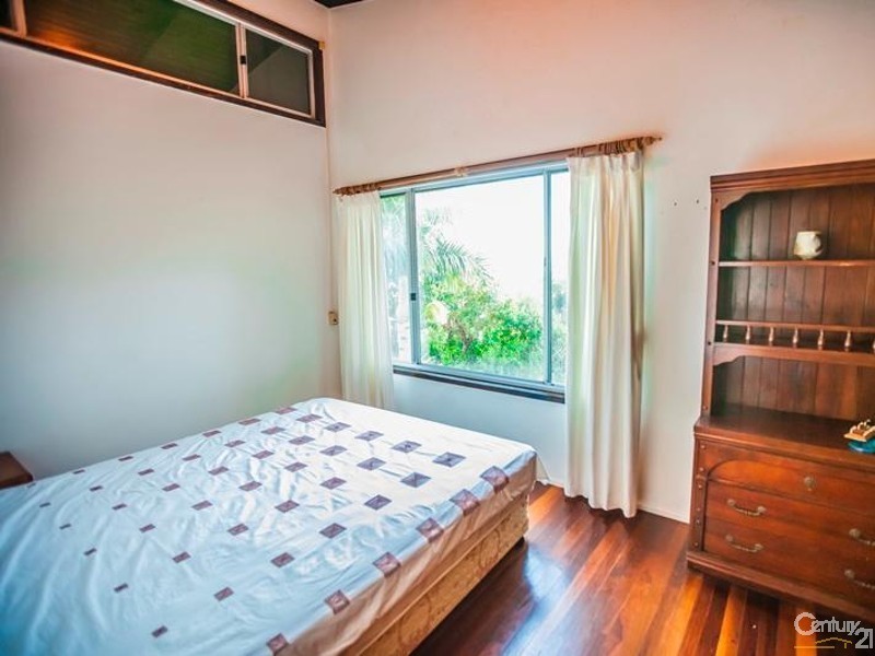 33 Seaview Terrace, Sunshine Beach QLD 4567