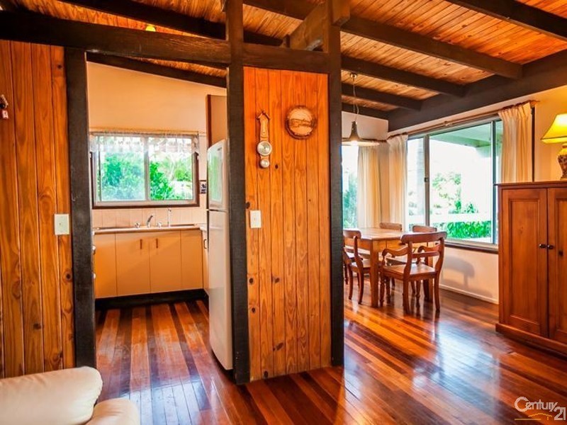 33 Seaview Terrace, Sunshine Beach QLD 4567