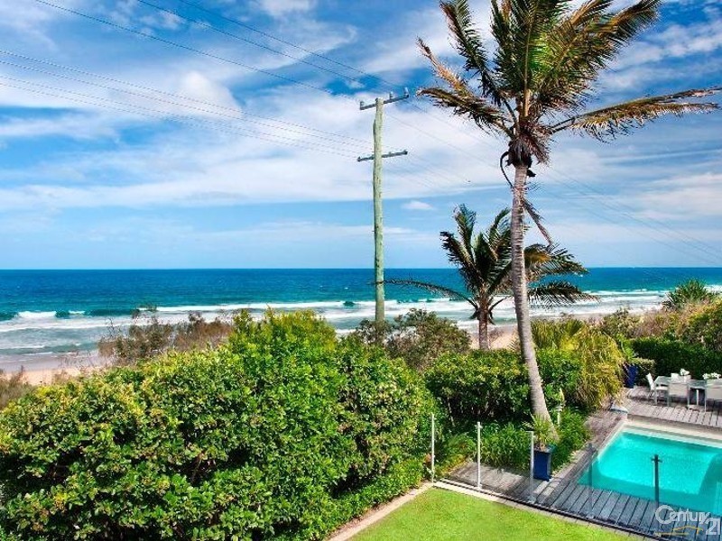1/10 Corsair Crescent, Sunrise Beach QLD 4567