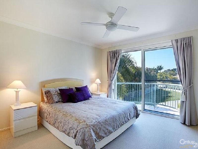 17 Habitat Place, Noosa Heads QLD 4567