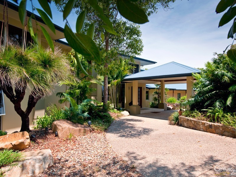 312 Teewah Beach Road, Noosa North Shore QLD 4565