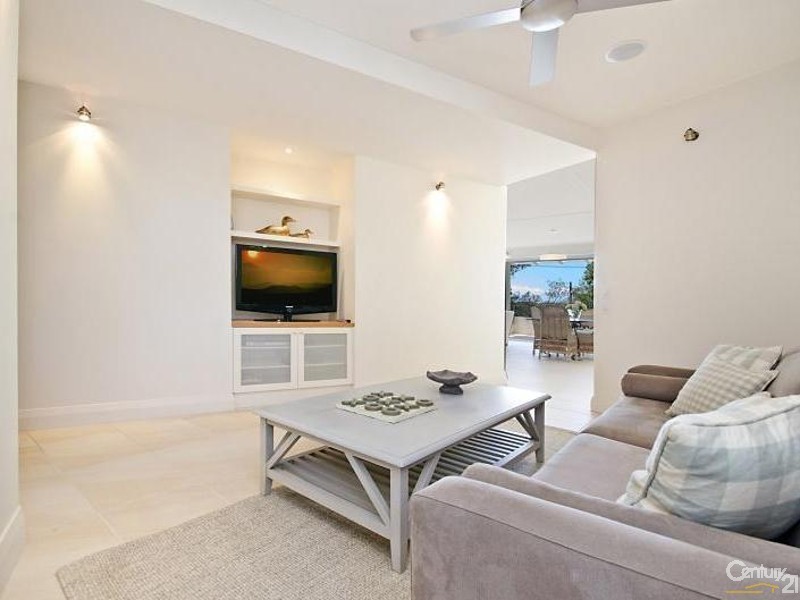 3/2 Edward Street, Noosaville QLD 4566