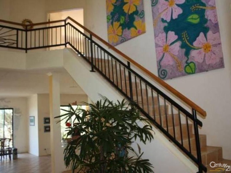 16 Crusoe Court, Castaways Beach QLD 4567