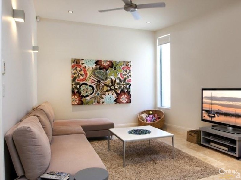 1/8 Serenity Close, Noosa Heads QLD 4567