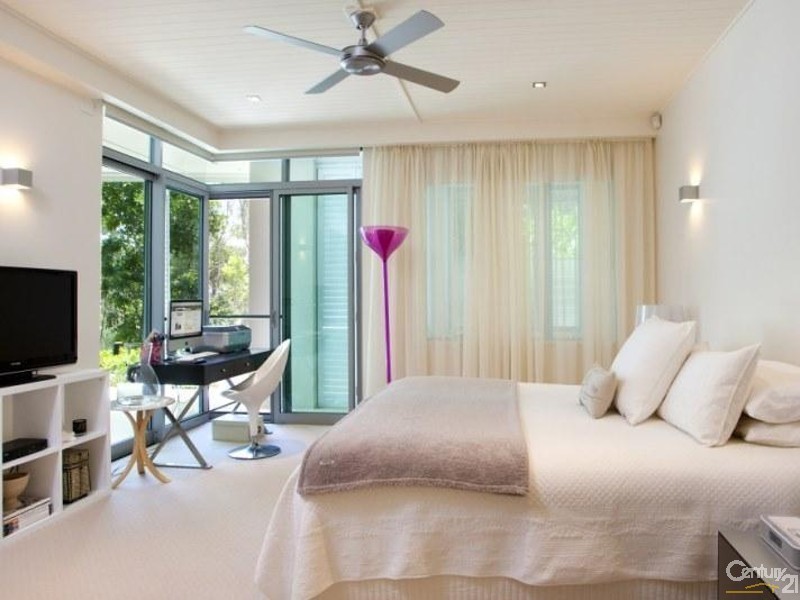 1/8 Serenity Close, Noosa Heads QLD 4567