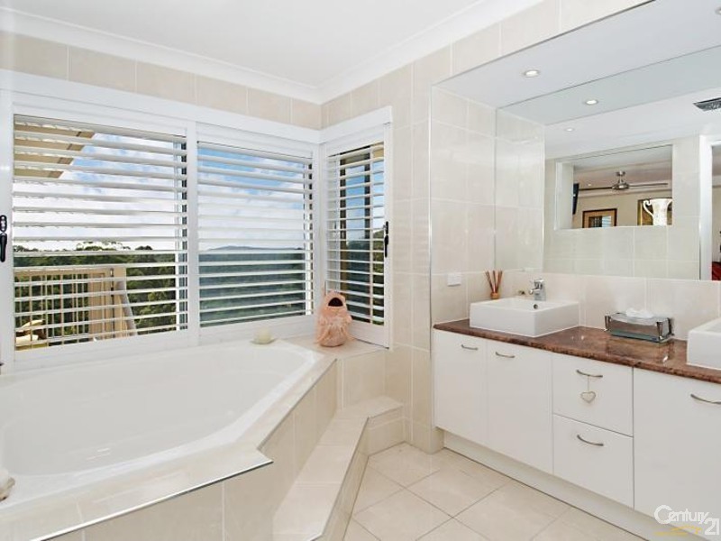 39 Coast View Parade, Doonan QLD 4562