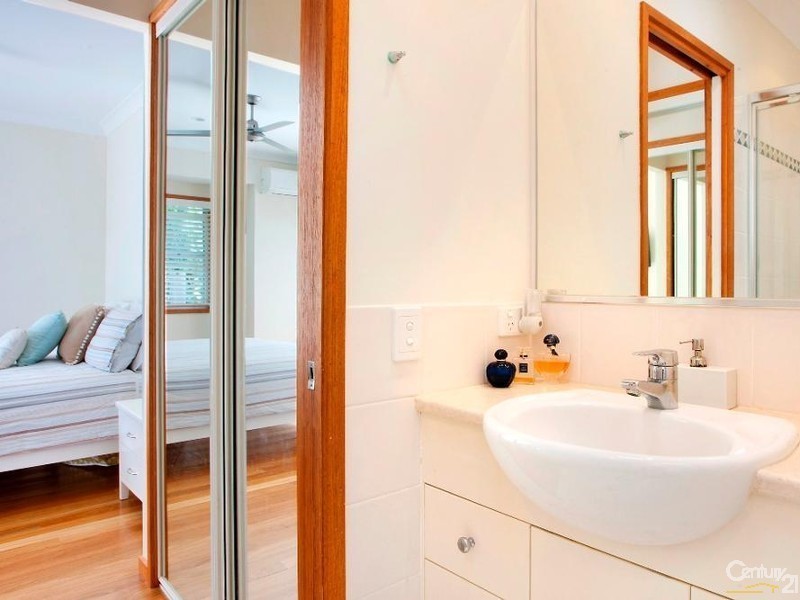 5/12 Duke Street, Sunshine Beach QLD 4567