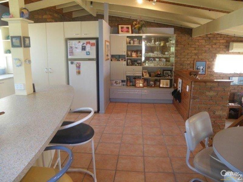 1/20 Sobraon Street, Sunrise Beach QLD 4567