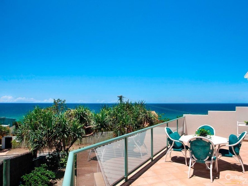 2/33 Tingira Crescent, Sunrise Beach QLD 4567