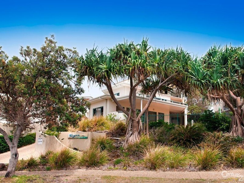 2/33 Tingira Crescent, Sunrise Beach QLD 4567