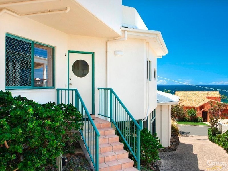 2/33 Tingira Crescent, Sunrise Beach QLD 4567
