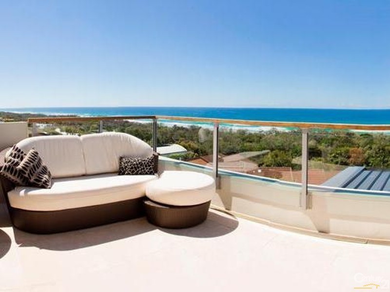 1/26 Peregian Esplanade, Peregian Beach QLD 4573