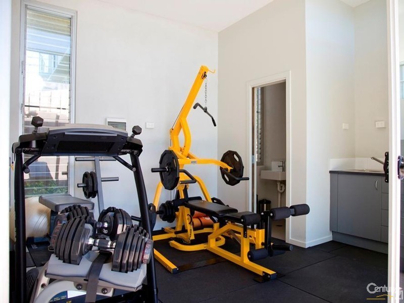 1/26 Peregian Esplanade, Peregian Beach QLD 4573