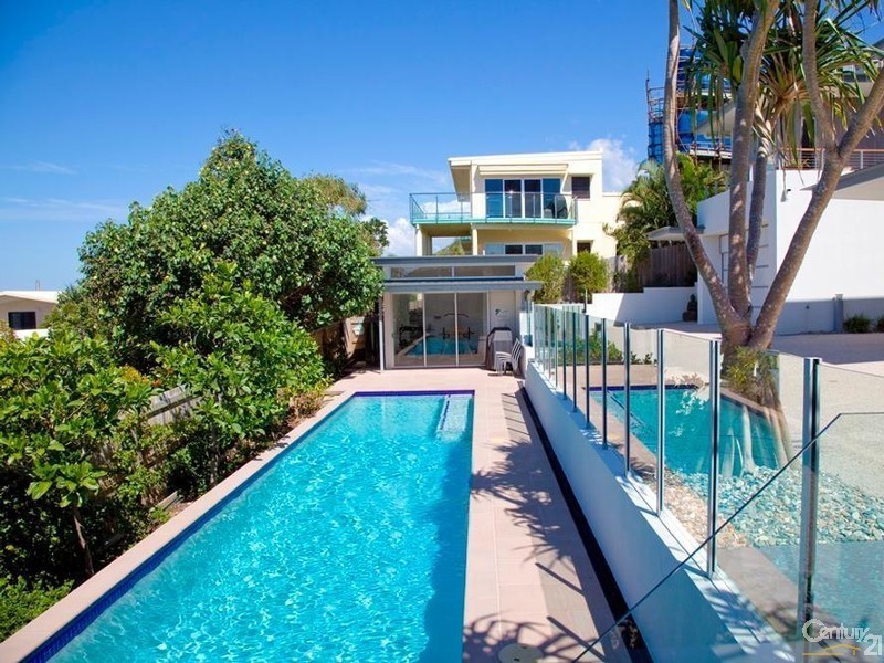 1/26 Peregian Esplanade, Peregian Beach QLD 4573