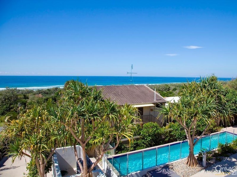 1/26 Peregian Esplanade, Peregian Beach QLD 4573