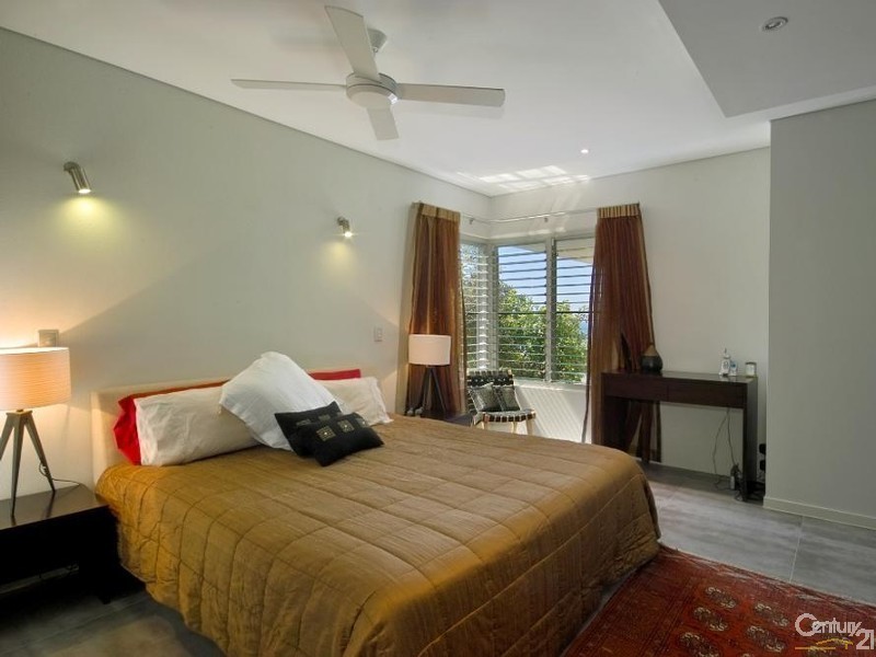 1/26 Peregian Esplanade, Peregian Beach QLD 4573