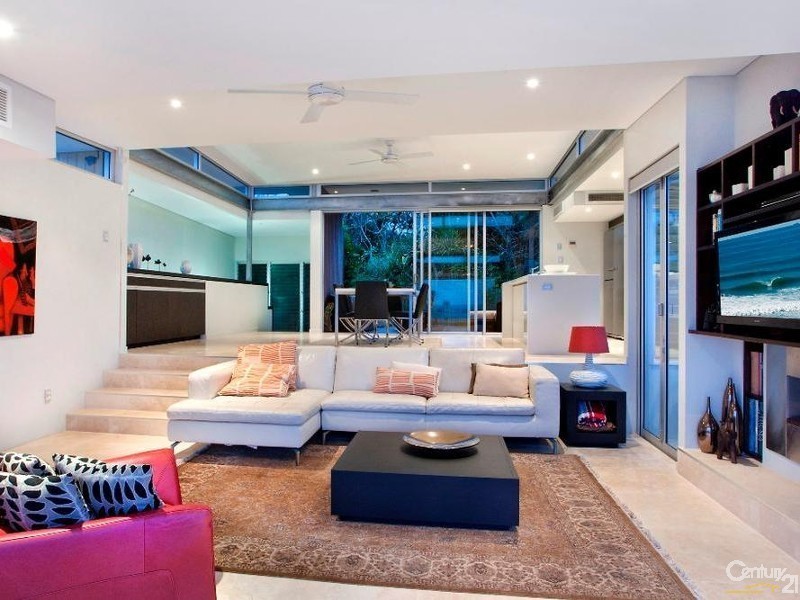 1/26 Peregian Esplanade, Peregian Beach QLD 4573