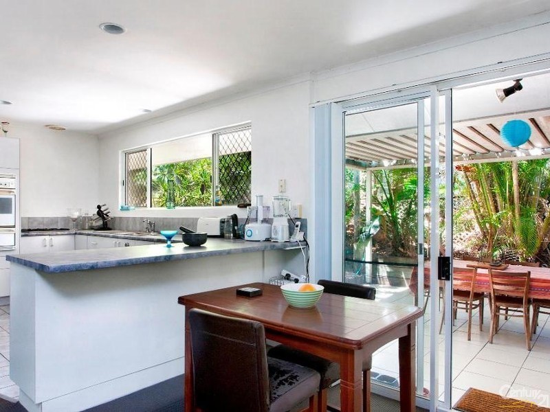 5 Hill, Sunshine Beach QLD 4567