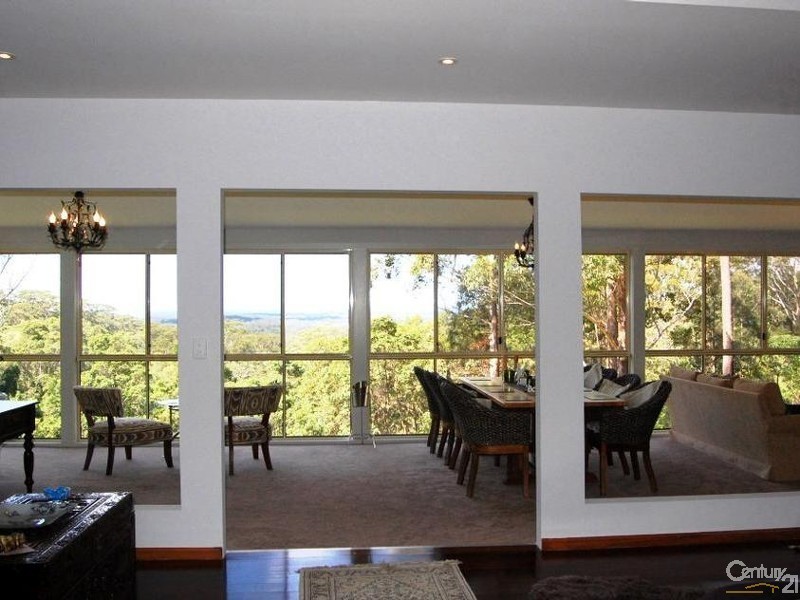 555 Sunrise Road, Tinbeerwah QLD 4563