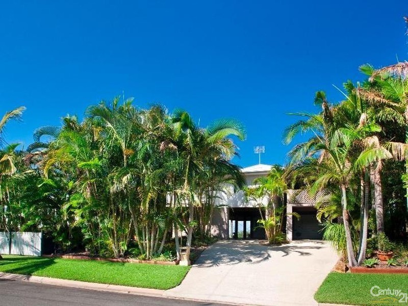 28 Corsair Crescent, Sunrise Beach QLD 4567